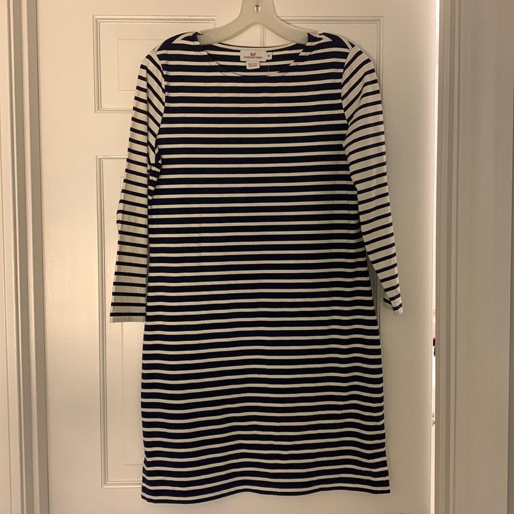Vineyard Vines navy and white striped dress